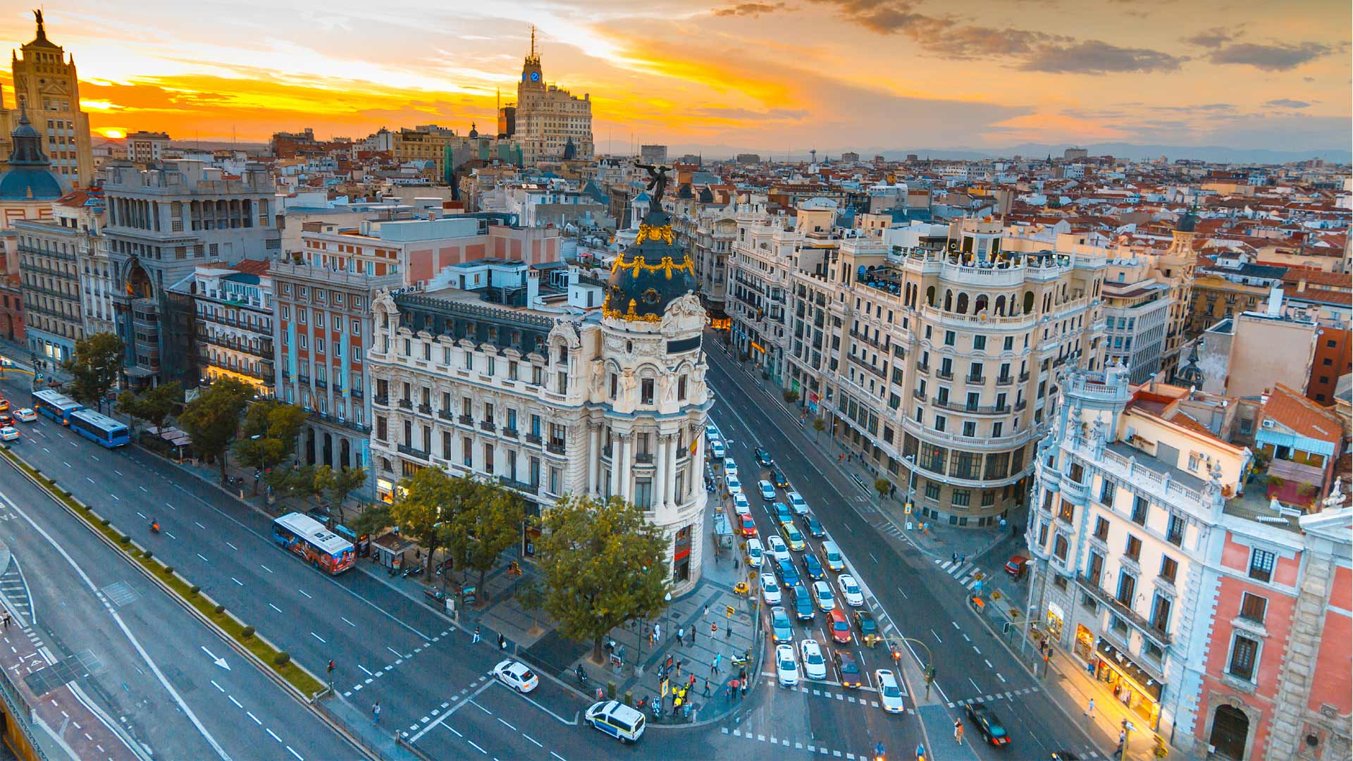 El Ayuntamiento madrileño aprobó un protocolo de actuación más restrictivo para combatir la concentración de NO2