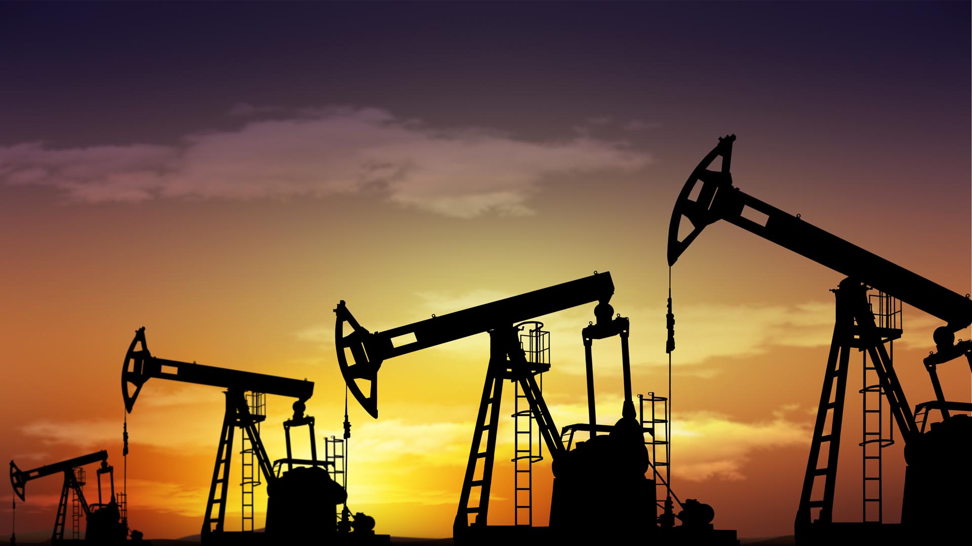 Por la caída de los precios en los hidrocarburos, la producción de Pemex se ha reducido en más de 1 millón de barriles diarios
