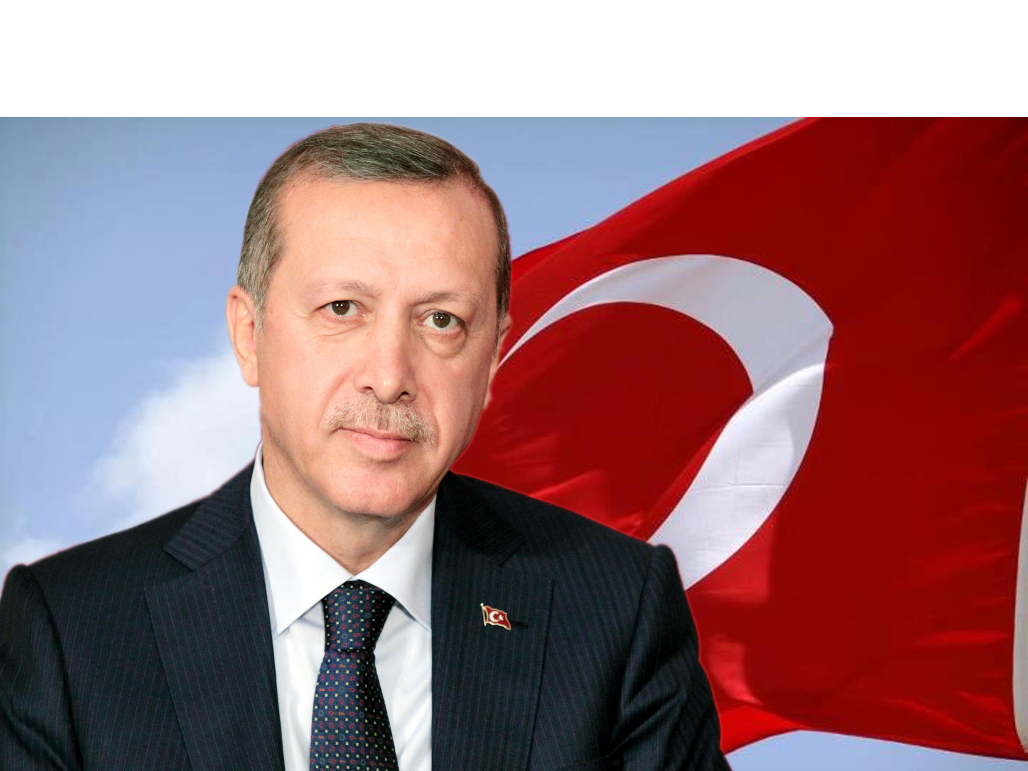 La denuncia también está dirigida contra el ex primer ministro turco Ahmet Davutoğlu y varios políticos, militares, policías y funcionarios