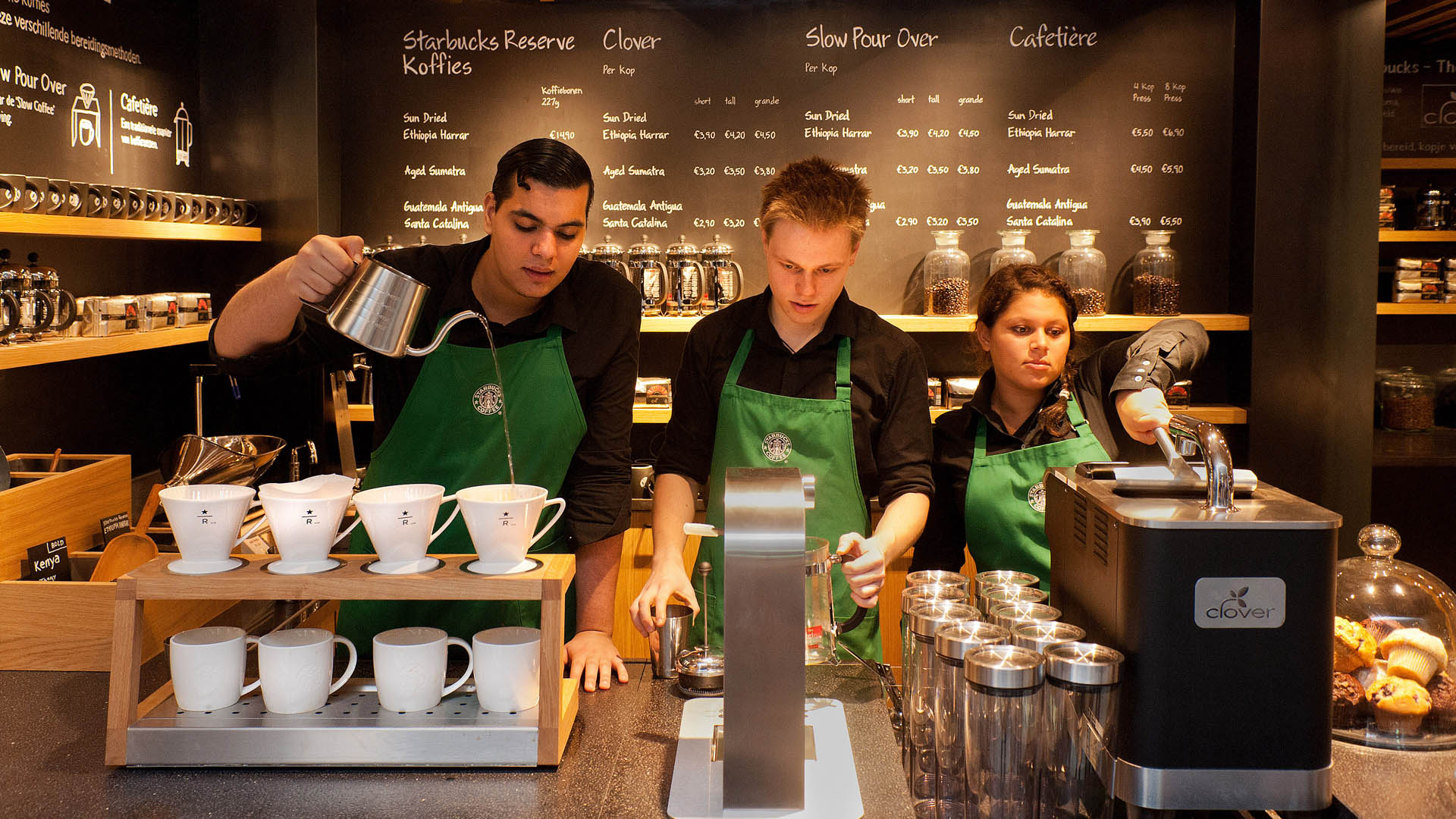 Starbucks se expande en inclusión social