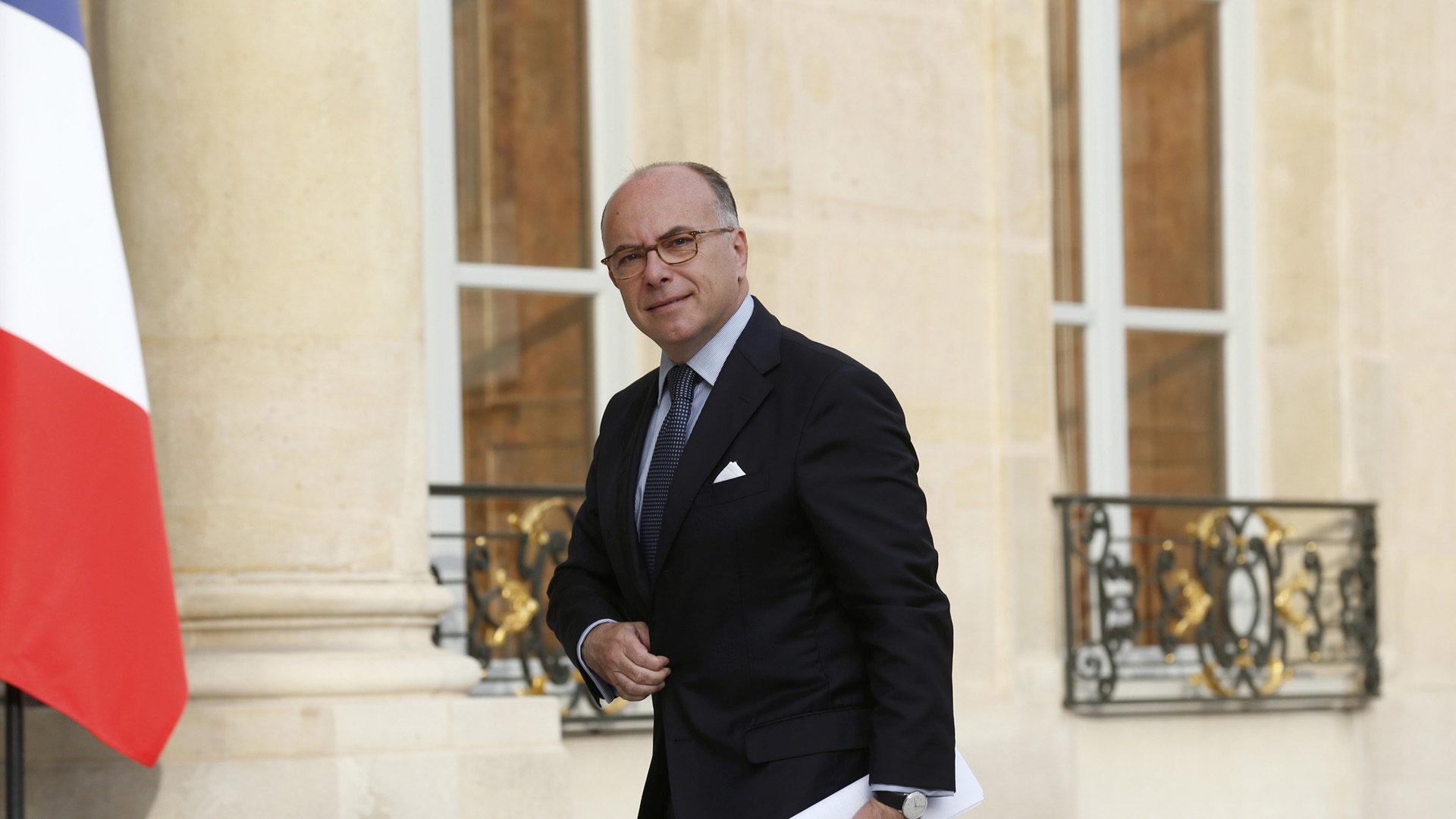 El ministro del Interior francés, Bernard Cazeneuve, explicó que la medida se implementó para hacer frente a los atentados terroristas