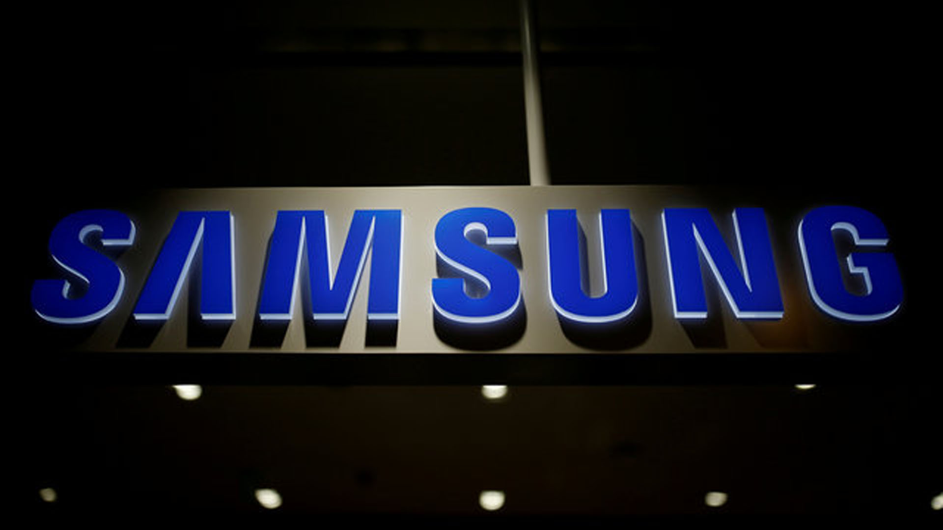 Samsung le tiene que pagar un dineral a Apple