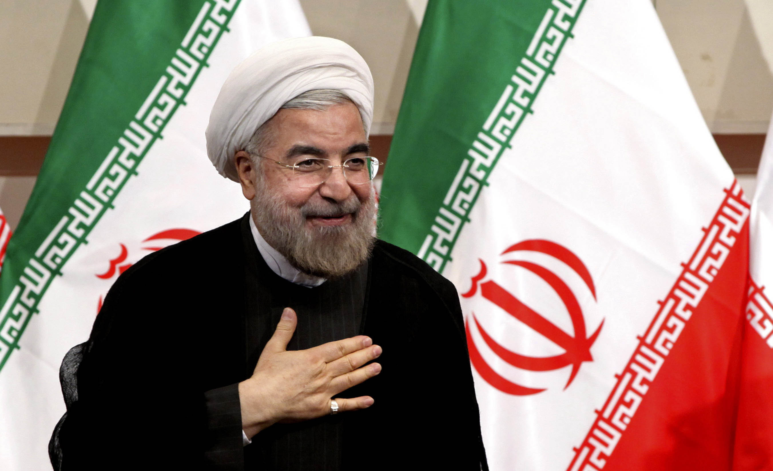 El presidente iraní, Hassan Rohani, solicita la medida al resaltar que su país cumplió con las obligaciones y espera ver prontos resultados