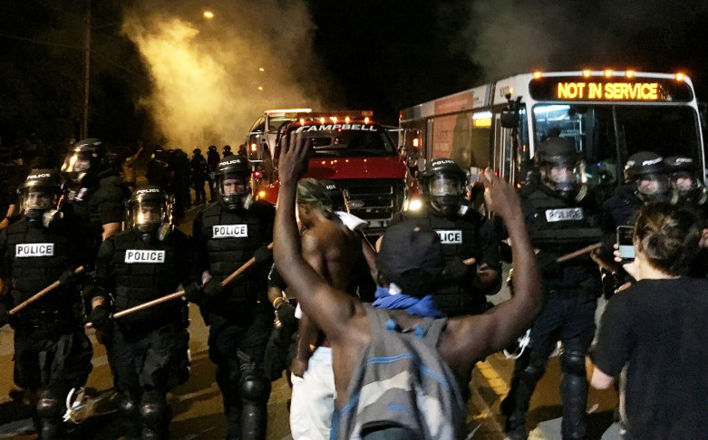 En las últimas semanas se han presentado diversas protestas en EE.UU. debido al incremento de la violencia contra los negros por parte de los oficiales