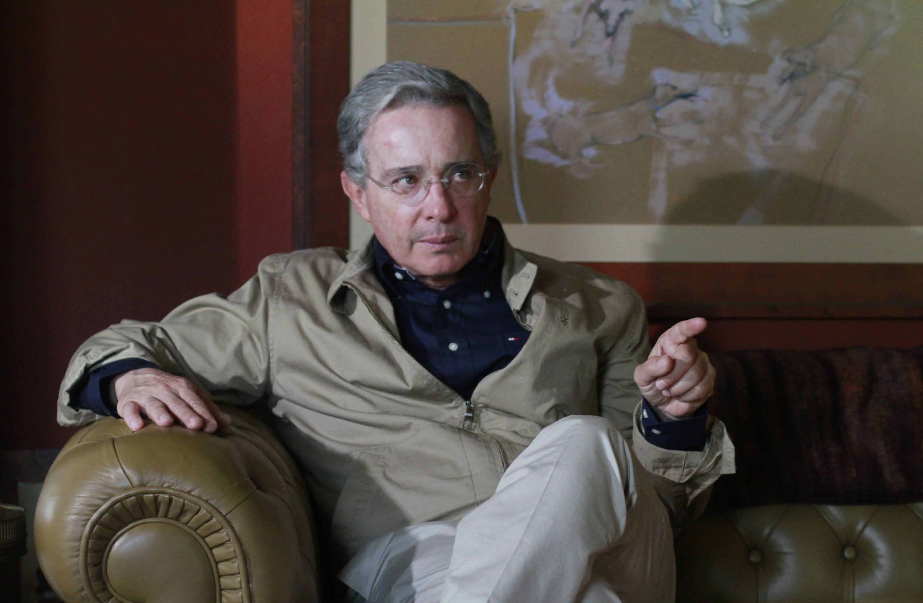 El grupo armado canceló el encuentro donde se discutirían las objeciones planteadas por la derecha radical liderada por Álvaro Uribe