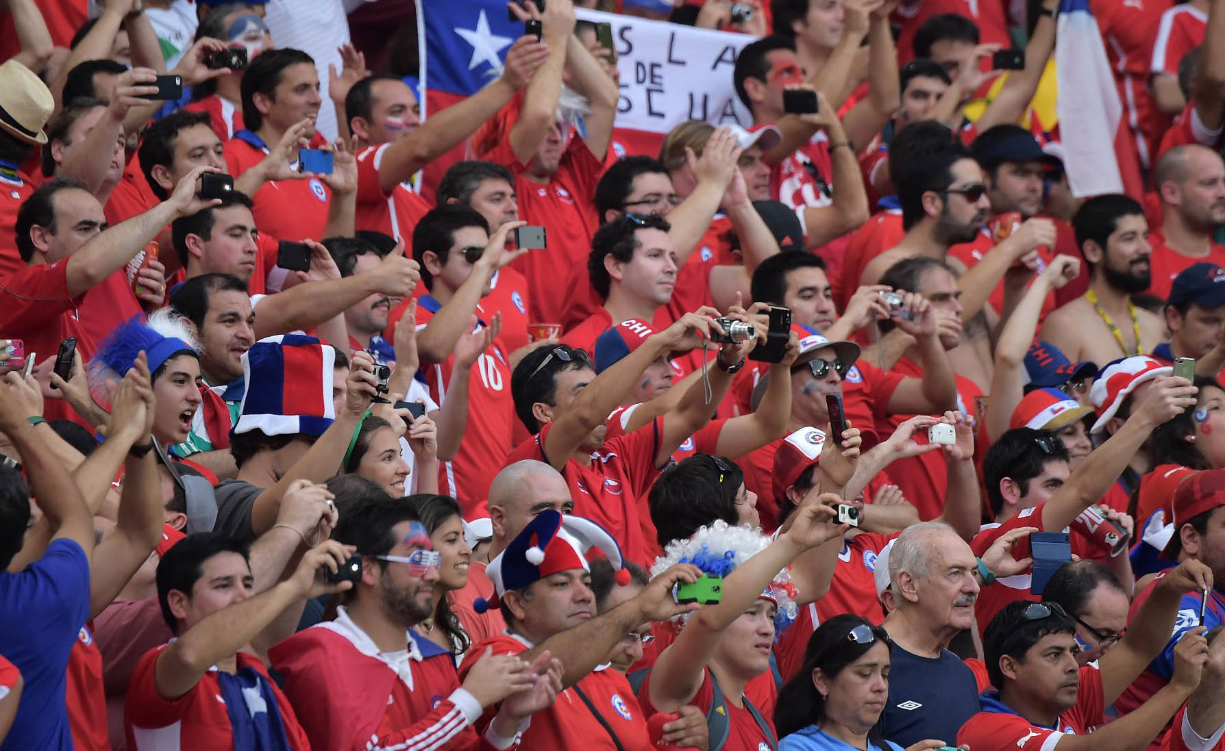 La Federación Chilena de Fútbol tiene una nueva amonestación parte del ente organizador debido a la conducta de sus aficionados