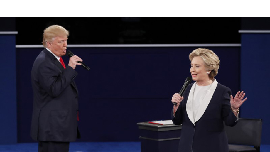 Donald Trump y Hillary Clinton se volvieron a encontrar en el segundo debate que giro en torno a lo personal, a sólo cuatro semanas de las elecciones