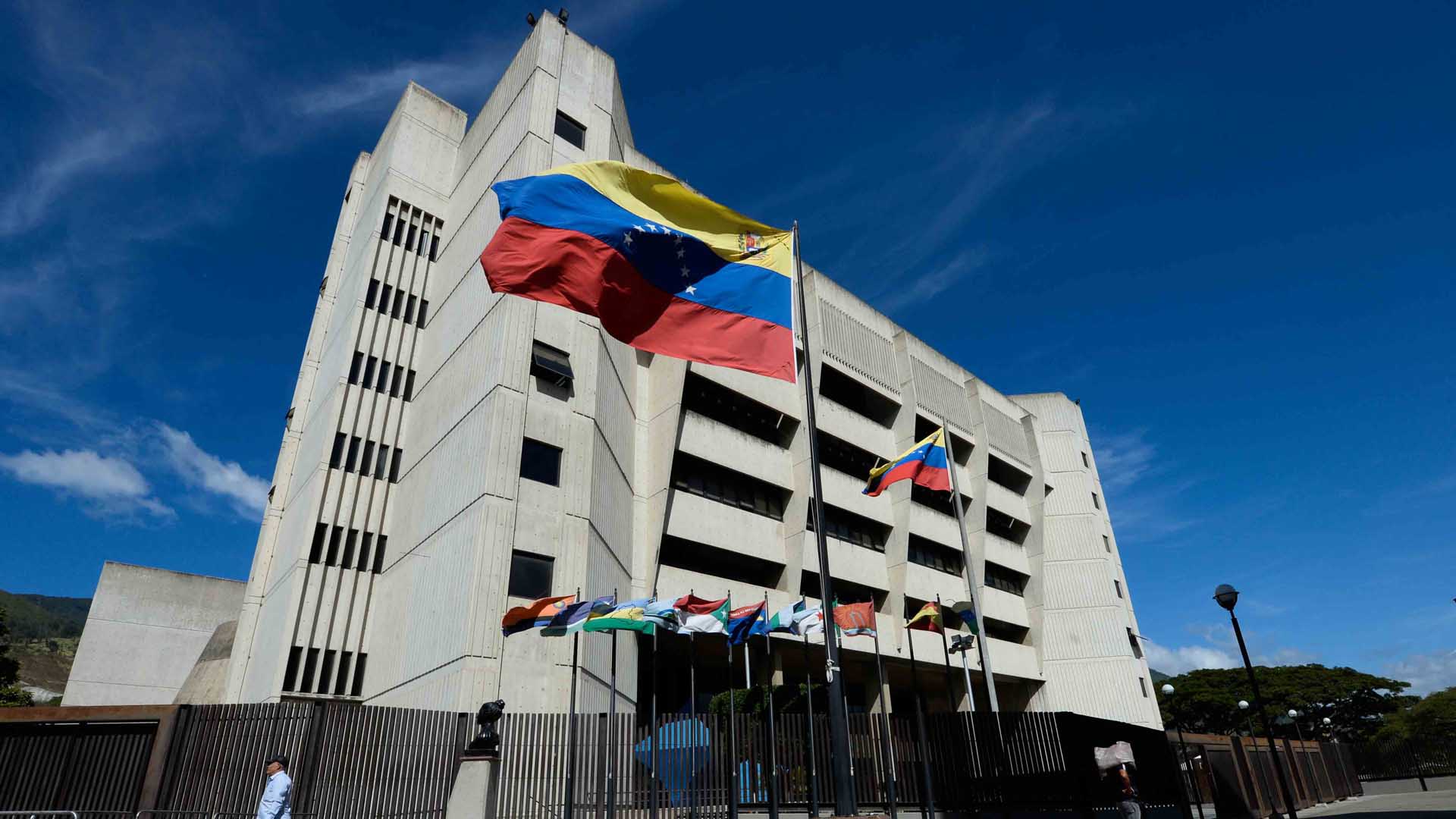 El ente venezolano aseguró que si en algún territorio no se cumple con el requisito específico, la solicitud de Referéndum Revocatorio no tendrá validez
