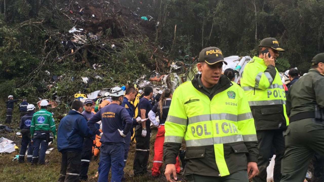 Funcionarios de la aeronáutica civil han avanzado en el trabajo de rescate de las víctimas y que desconocen la causa de siniestro