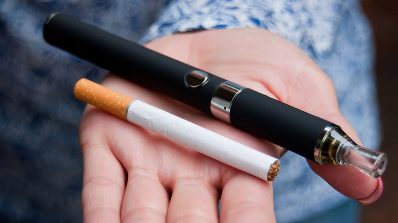 De acuerdo con un estudio, los jóvenes que utilizan estos dispositivos son más propensos a consumir el tabaco de manera tradicional