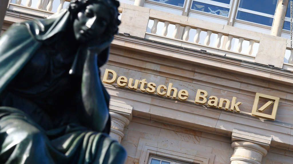 La entidad bancaria espera que ex directivos renuncian al acuerdo de los bonos debido a la crisis financiera que atraviesa