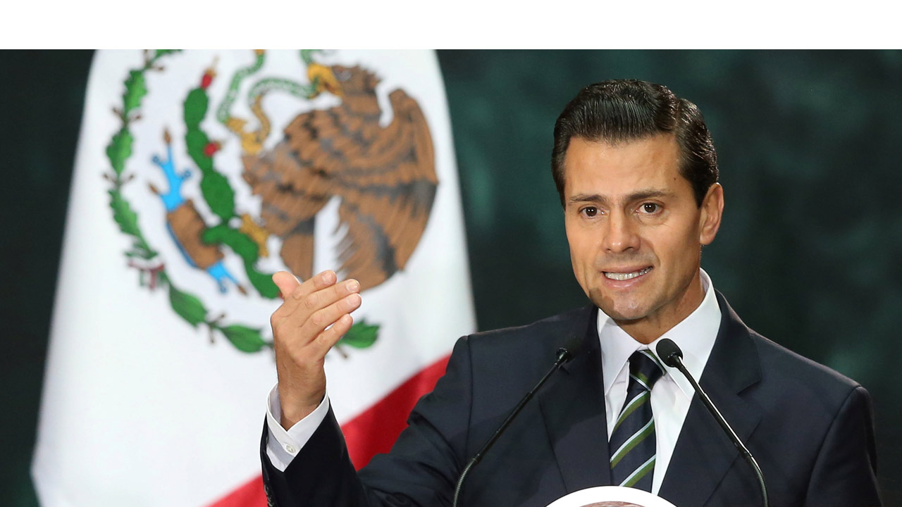 El presidente Enrique peña Nieto felicitó a los estadounidenses por sel proceso electoral e instó al candidato ganador a trabajar unidos