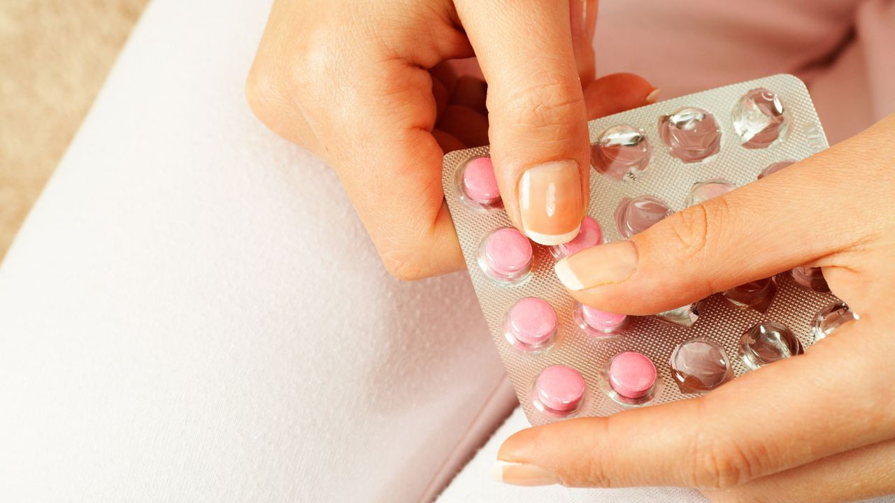 Las píldoras, parches y anillos vaginales afectan más a las adolescentes