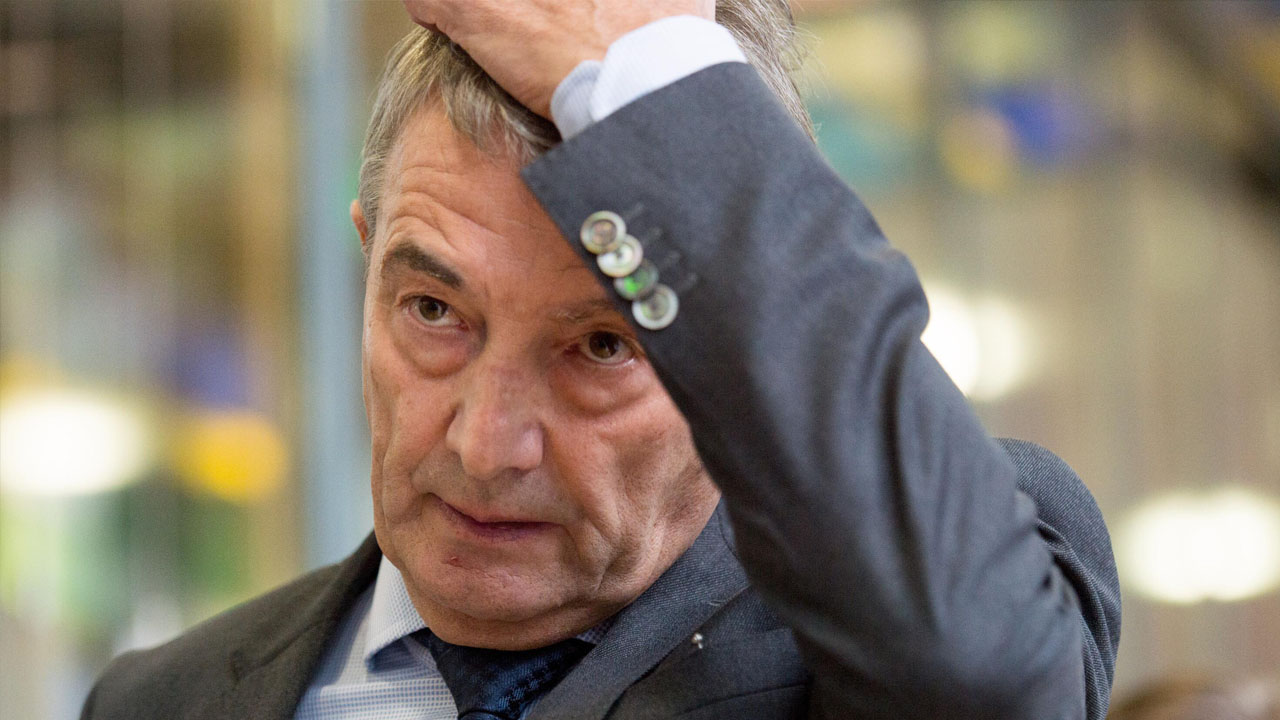 El ex presidente de la Federación Alemana de Fútbol estará inhabilitado por un año en vista del escándalo del Mundial de Alemania 2006