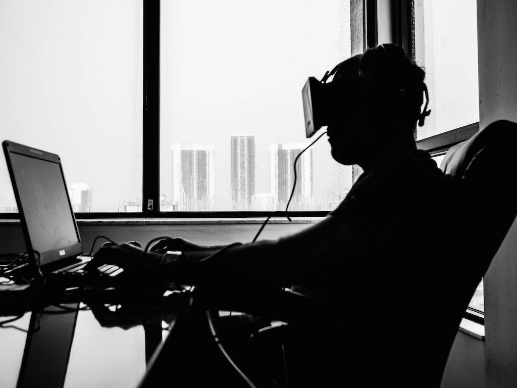 Tratamiento con lentes de realidad virtual en 3D ayuda a quienes sufren el padecimiento