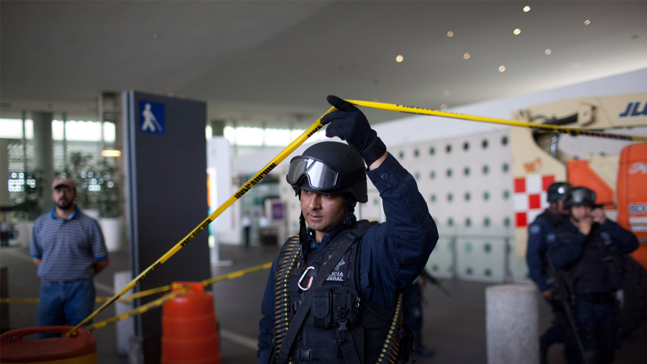 Un grupo armado ingresó a un centro comercial de Acapulco donde comenzaron a disparar a los individuos que estaban presentes