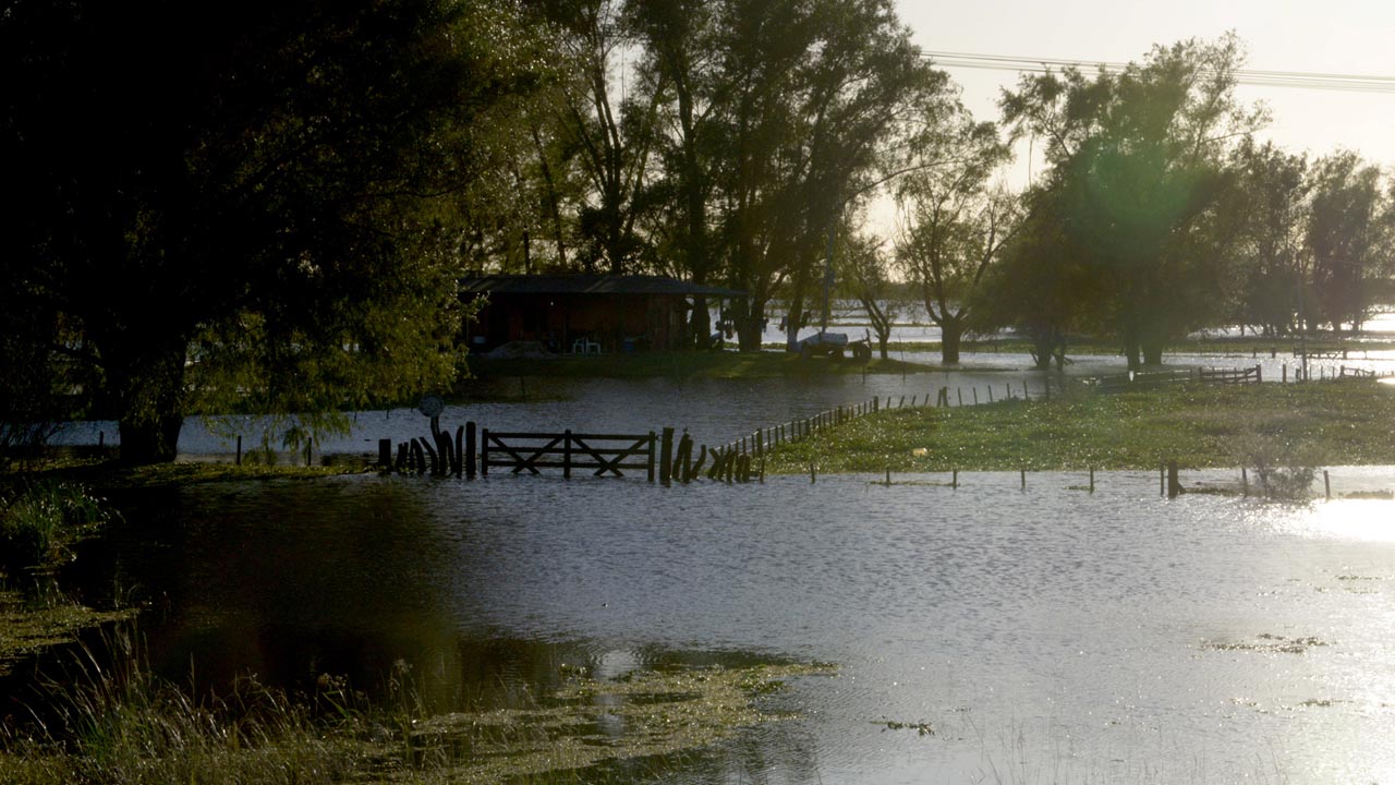 El Gobierno argentino y el Ministerio de Agroindustria velarán por los productores y sus tierras afectados por inundaciones e incendios