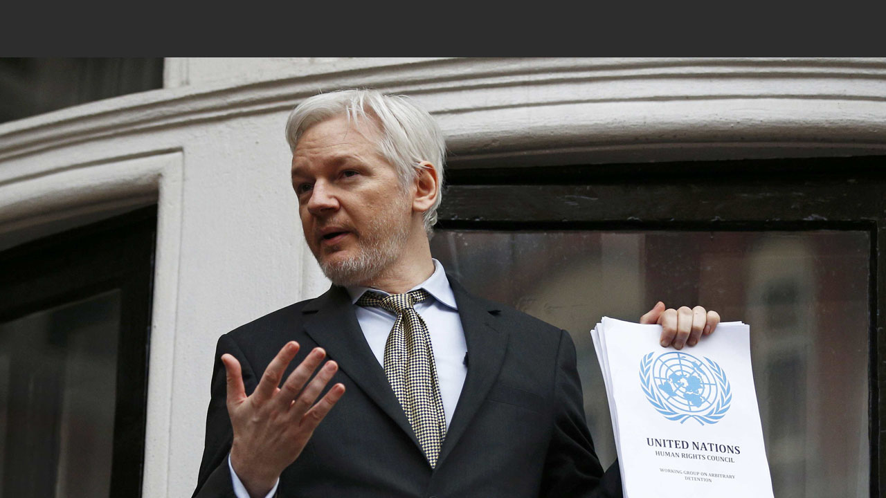El abogado de Julian Assange dijo que su defendido aún no había decidido nada sobre una extradición a Estados Unidos