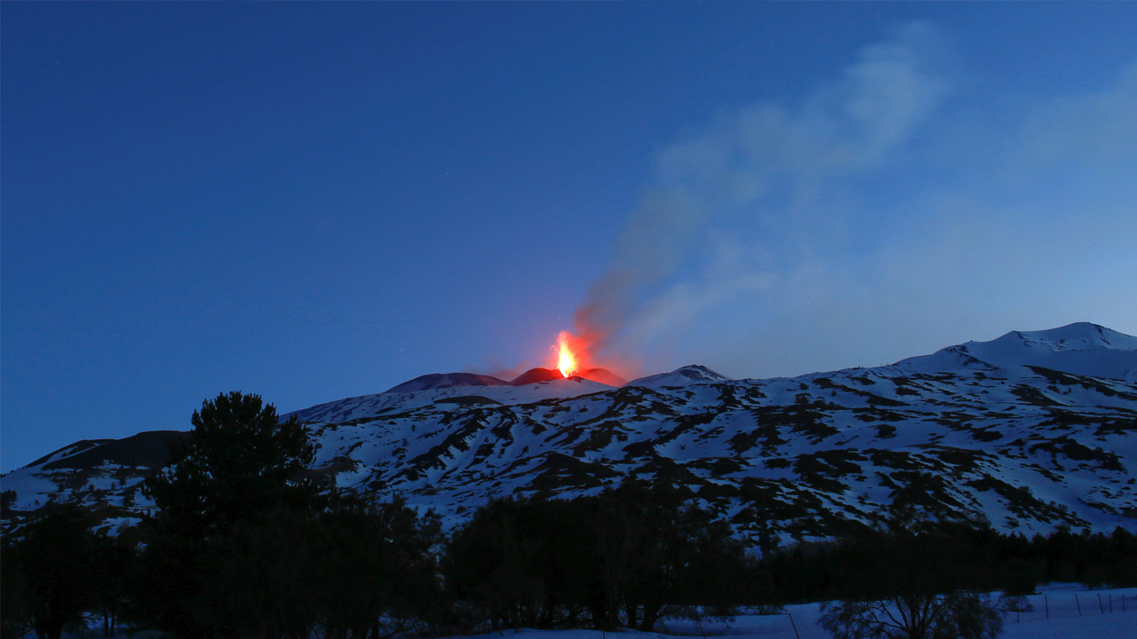 El Instituto de Geofísica y Vulcanología, indicó que la activación del Etna no supone un peligro para la población