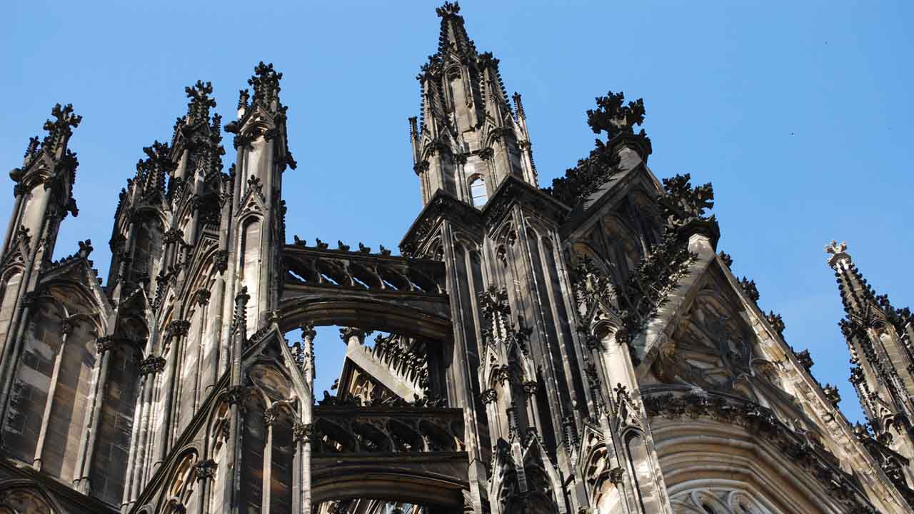 El templo católico de Colonia, prohibirá a partir de marzo el acceso con bolsos y maletas, esto tras el atentado registrado en diciembre