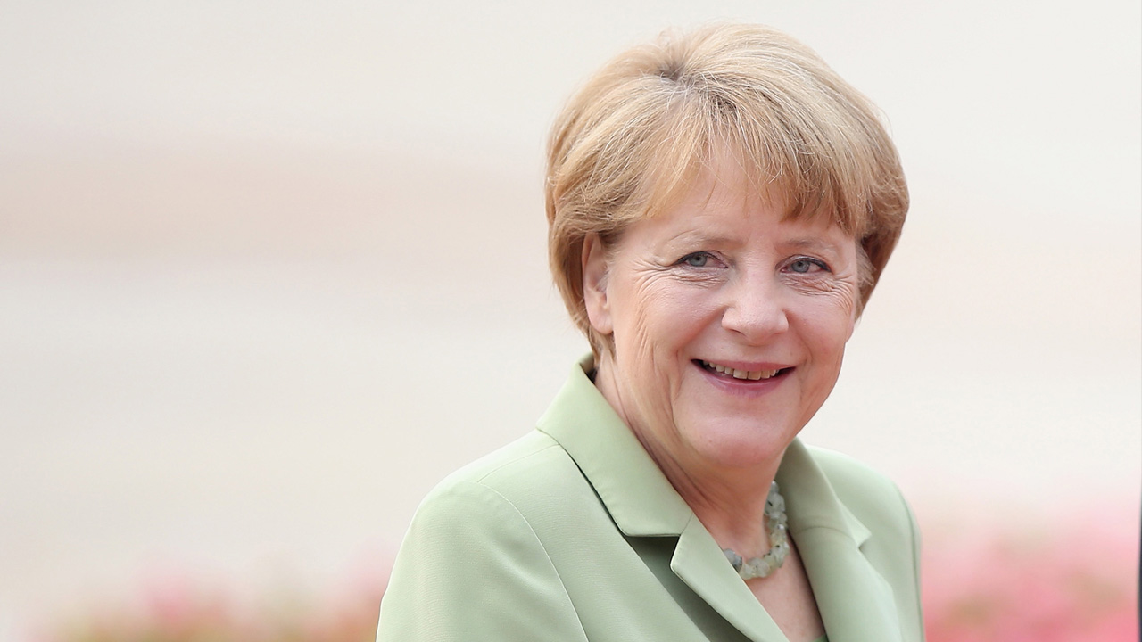 La canciller alemana alcanzó el 60% de apoyo luego de un cambio en ciertas políticas aplicadas