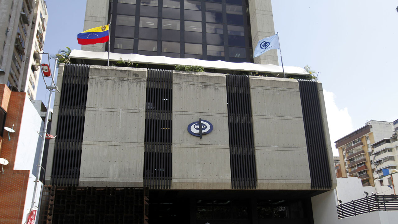 El Ministerio Público también investigará los hechos en los que resultó herido el director de la policía de Caracas en la avenida San Martín
