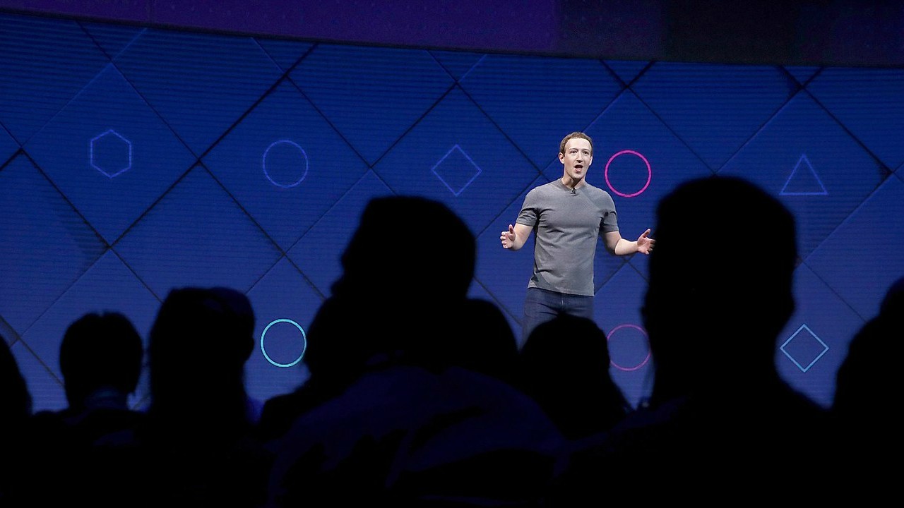 El cabecilla de Facebook aseguró que su compañía trabajará "todo lo que pueda para evitar que ocurran tragedias similares"
