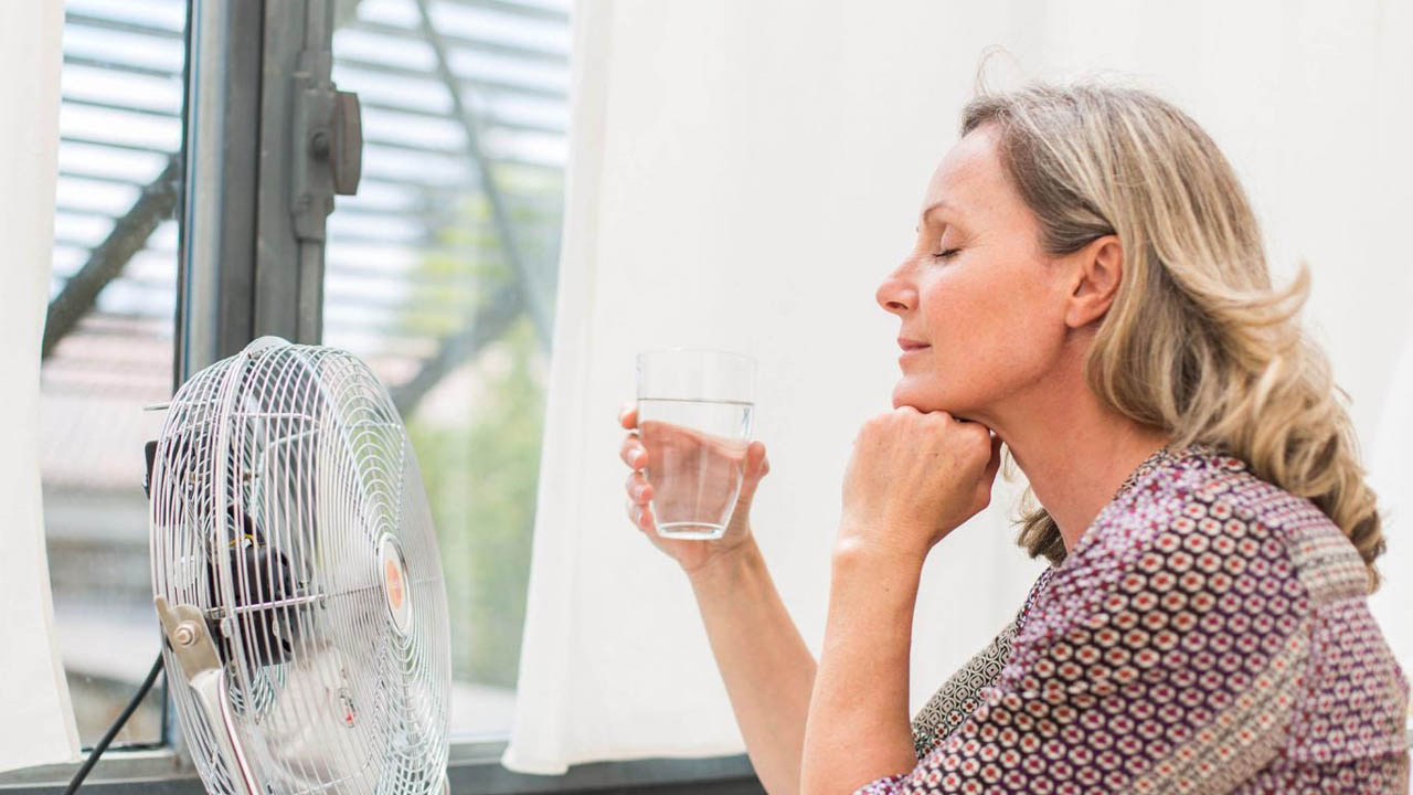 Un nuevo estudio asegura que que las mujeres que consumen más vitamina D y calcio tendrán menor riesgo de llegar a la menopausia antes de los 45