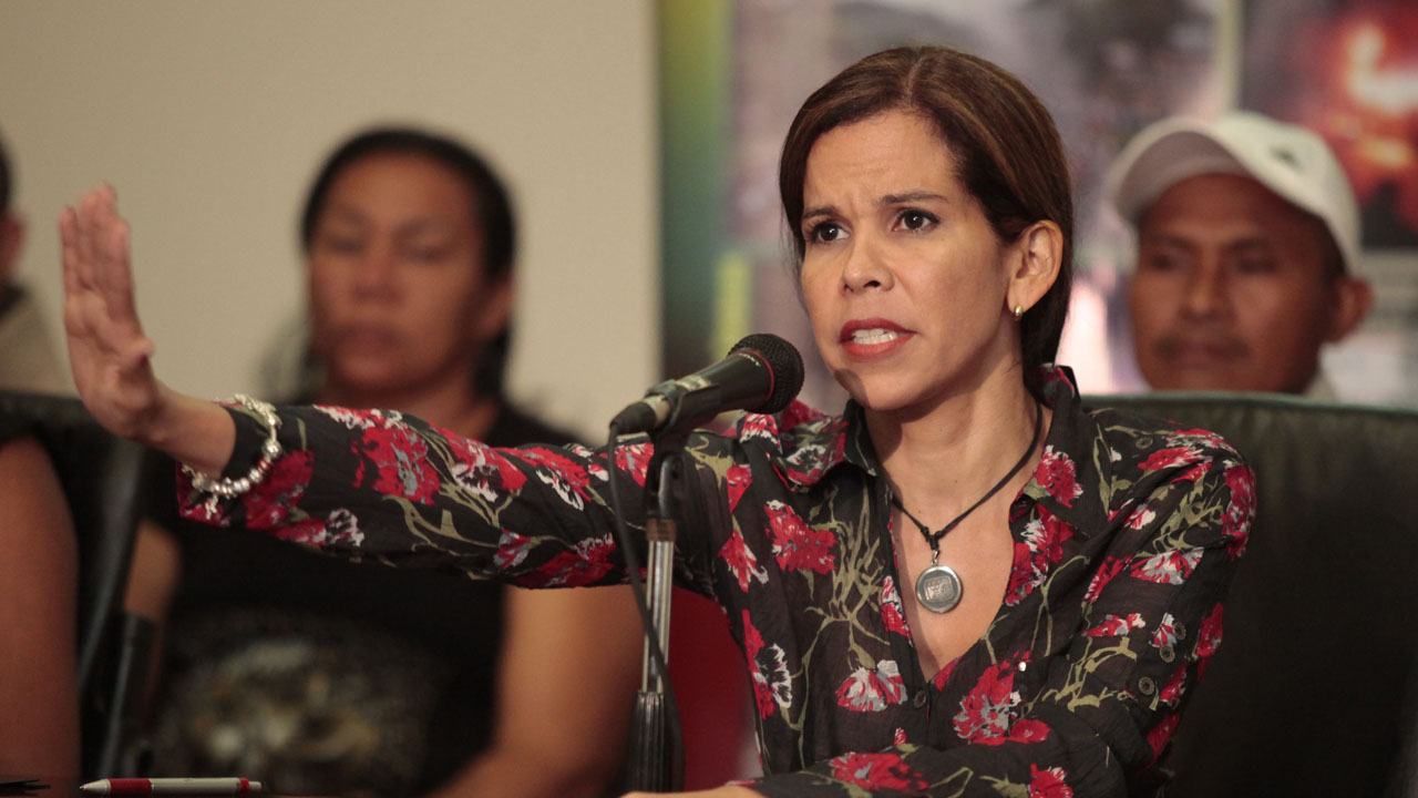 La anterior titular de la Defensoría del Pueblo, Gabriela Del Mar Ramírez asegura que continuar, sin que el pueblo apruebe el proceso, es violar los derechos humanos