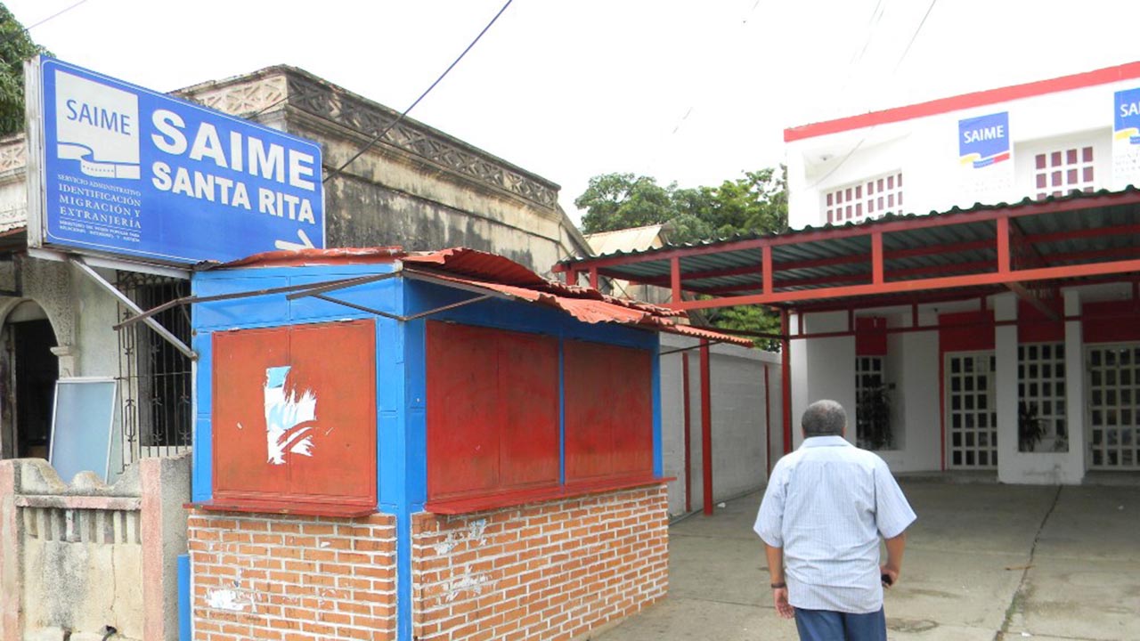 La sede del ente público en Santa Rita, fue incendiada por una bomba molotov