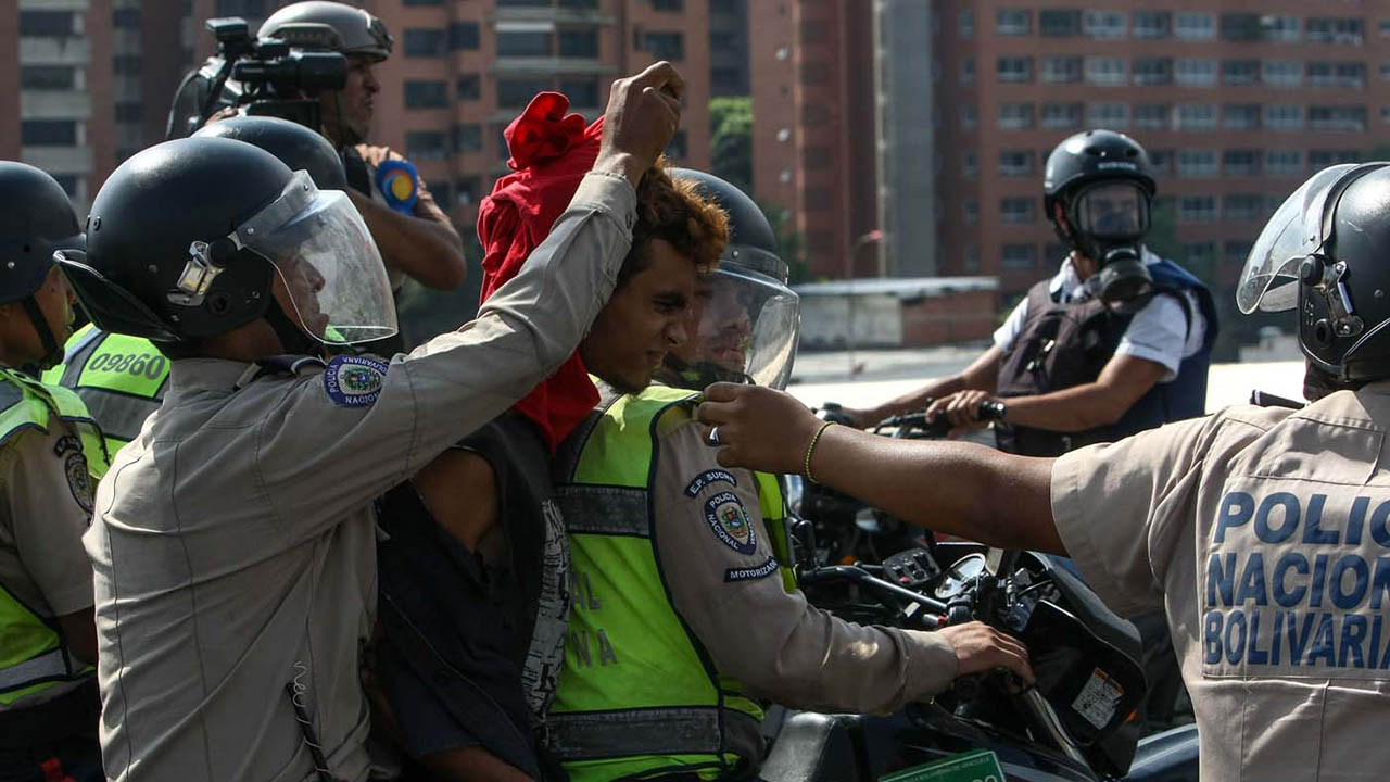 Alfredo Romero director del Foro Penal Venezolano aseguro que solo en el estado Zulia se registraron 42 detenciones