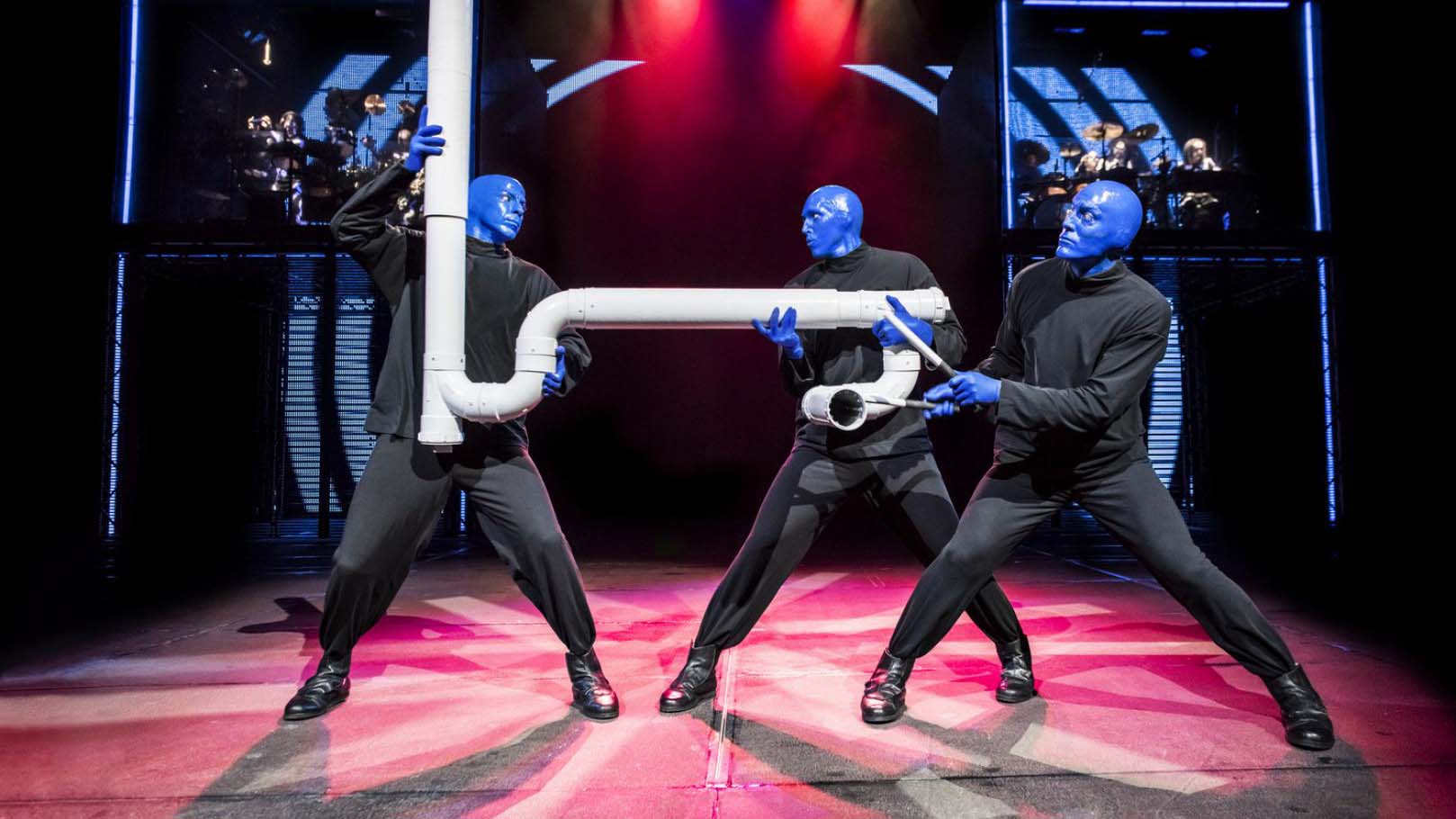 Los tres "hombres azules" expandirán su marca junto a la infraestructura del circo, que incrementa su presencia en países poco concurridos