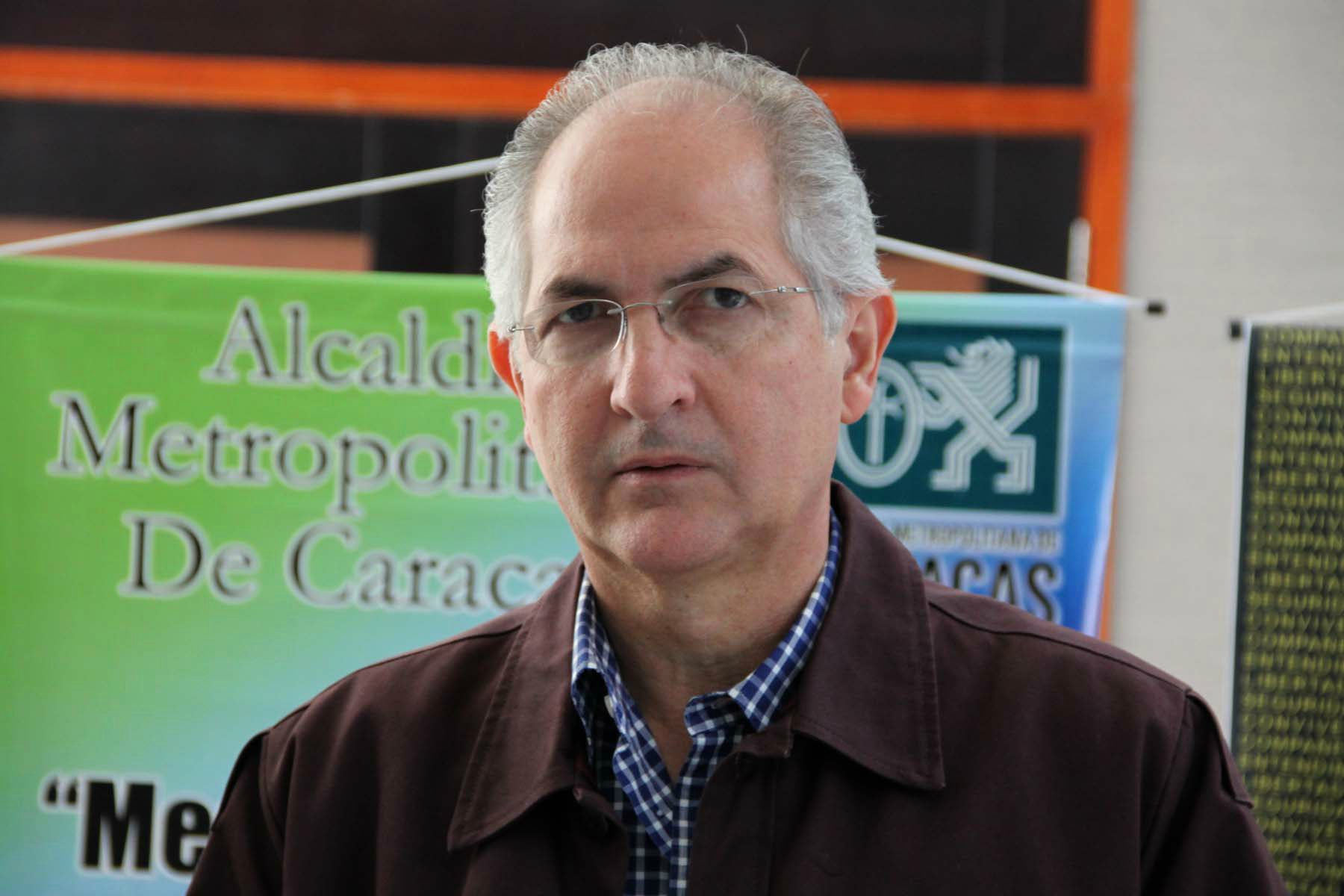 El alcalde metropolitano de Caracas, también pidió al expresidente español José Luis Rodríguez Zapatero que no lo visite