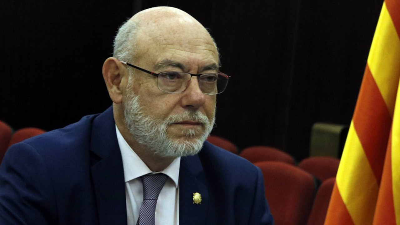El fiscal del Estado Jose Manuel Maza pidio que los burgomaestres que han apoyado el referendum soberanista fueran citados como imputados
