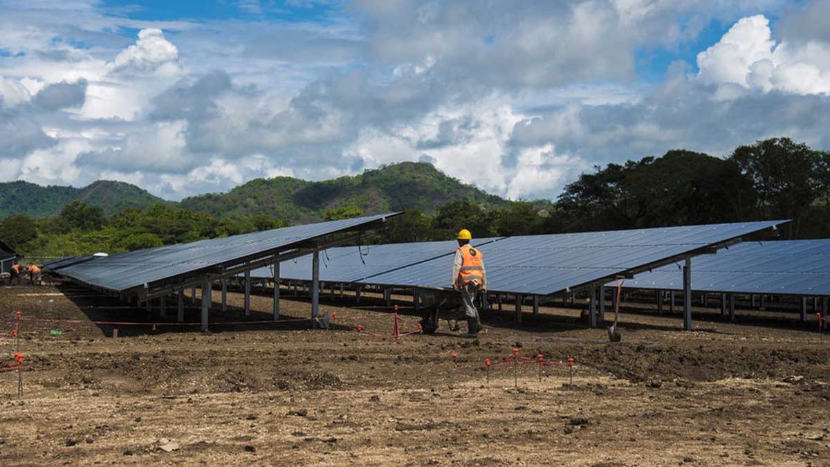 El Parque Solar Juanilama es el primer proyecto de Latinoamérica en concretarse a través de un acuerdo bilateral entre el gobierno de Japón y Costa Rica