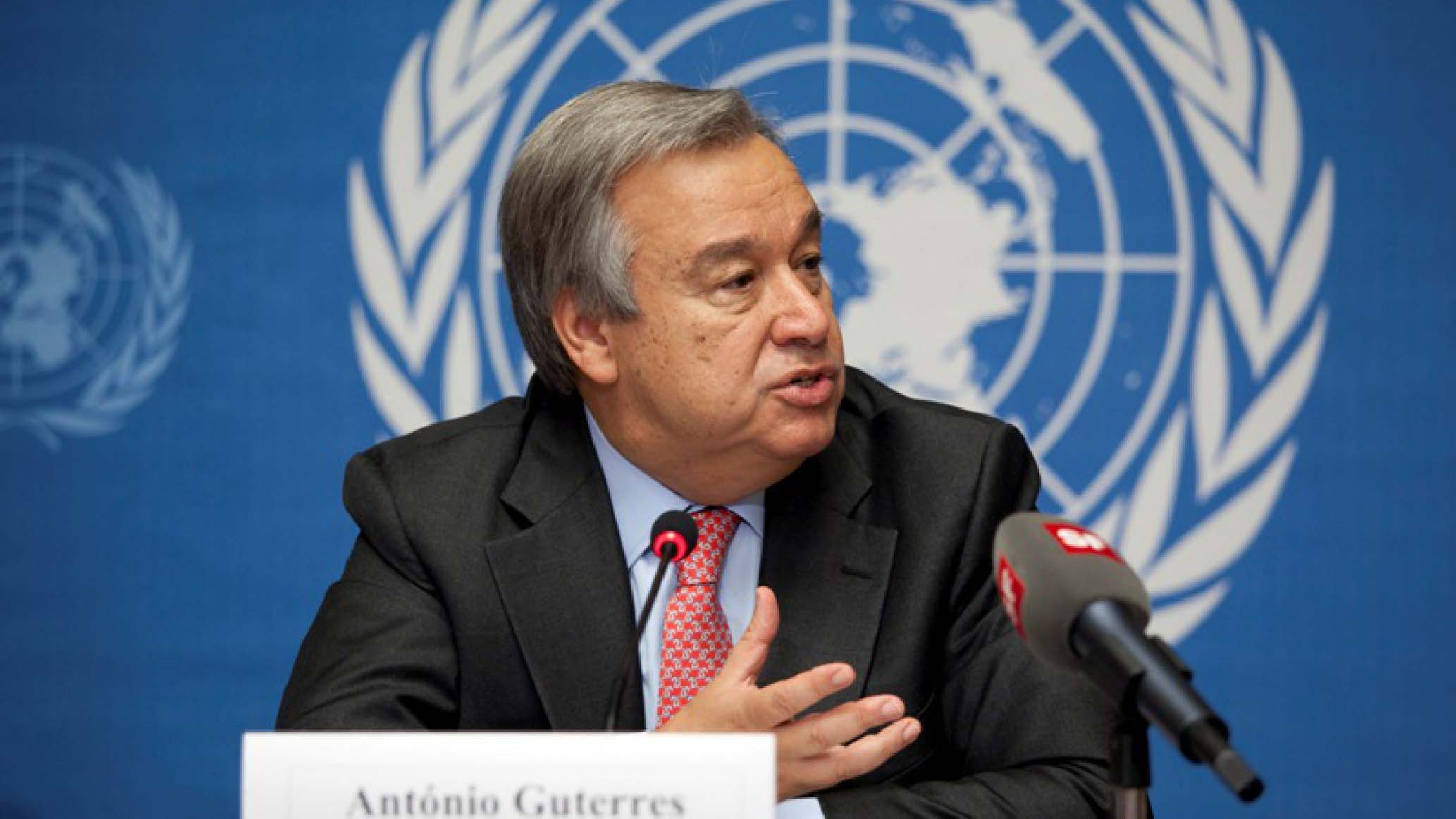 El secretario general de la ONU pidió a los responsables de las distintas partes apegarse a la constitución del país