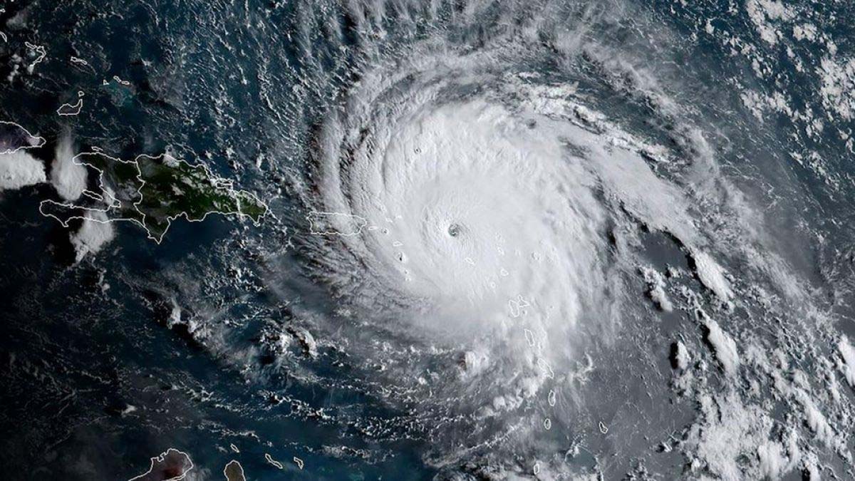 Ante su llegada inminente, las autoridades de Florida ordenaron la evacuación de más de 5,6 millones de habitantes