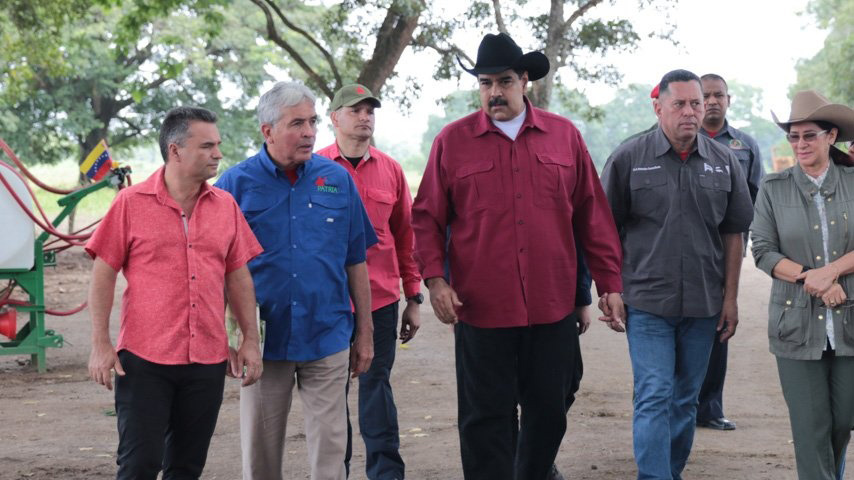 El mandatario aseguró que el español debería "enfocarse en los problemas de su país" debido a que Venezuela es "patria de dignidad"