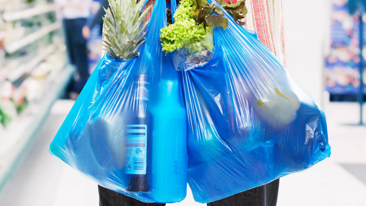El país suramericano busca prohibir el uso de las bolsas de plástico en las ciudades costeras pues éstas son las que más contaminan