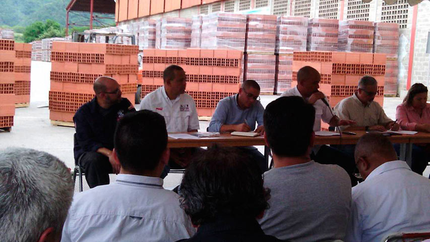 El gobernador del estado, Héctor Rodríguez, se reunió con los equipos de seguridad nacional, regional y local de la entidad