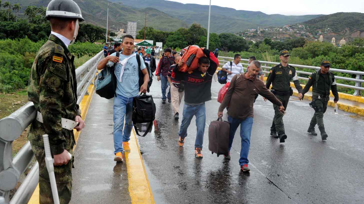 Justicia peruana dispone que venezolanos puedan ingresar sin pasaporte