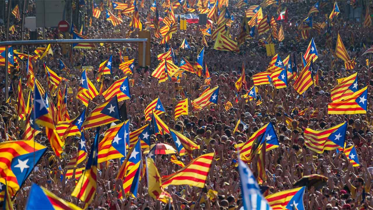 Miles de personas piden unidad en España