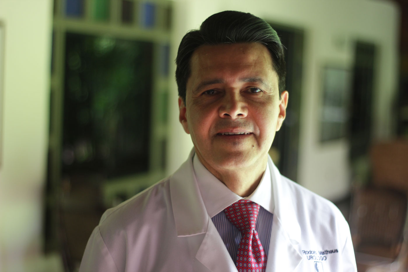Video entrevista al doctor Rodolfo Matheus en Doble Llave