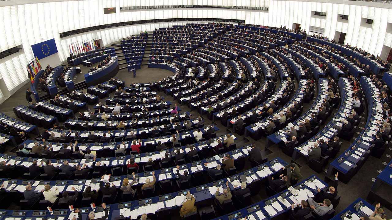 El Parlamento Europeo consiguió el apoyo de la mayoría de los legisladores para ampliar las sentencias, con 480 votos a favor y 51 en contra