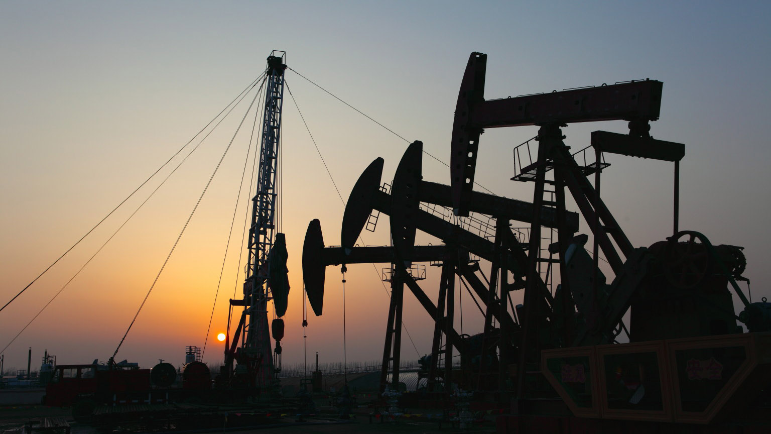 Cálculos arrojan que el país cayó en 47.000 barriles diarios, la mayor bajada en todos los 14 socios de la OPEP