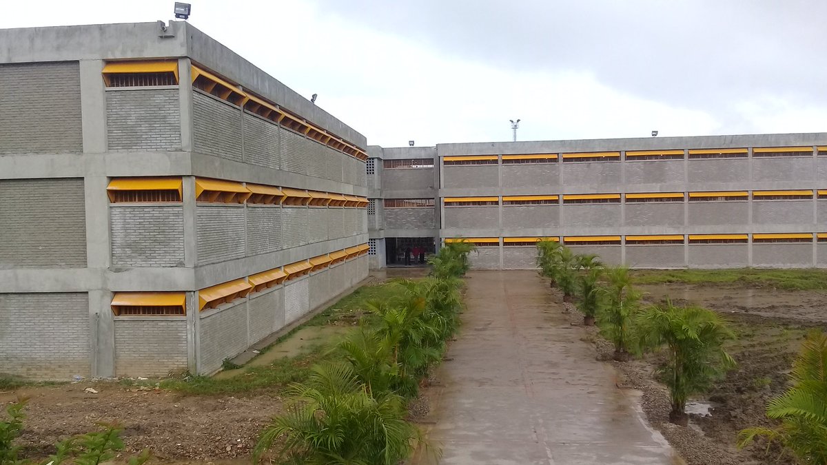 El Observatorio Venezolano de Prisiones alertó sobre las condiciones de insalubridad y hacinamiento en que viven estos 83 reclusos de 30 nacionalidades