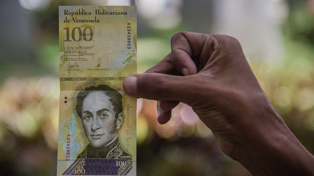 Ramón Lobo, presidente del BCV, anunció que el nuevo papel moneda coexistirá con el actual a partir de este 14 de marzo