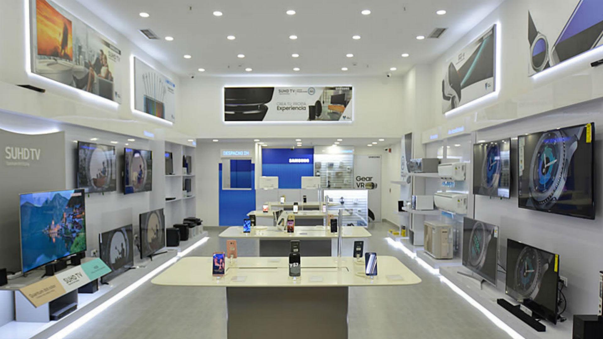 Doble llave - CLX Samsung inauguró nueva tienda en Falcón