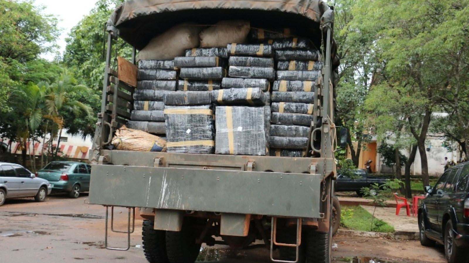 Doble llave - Decomisan 10 toneladas de marihuana en Paraguay