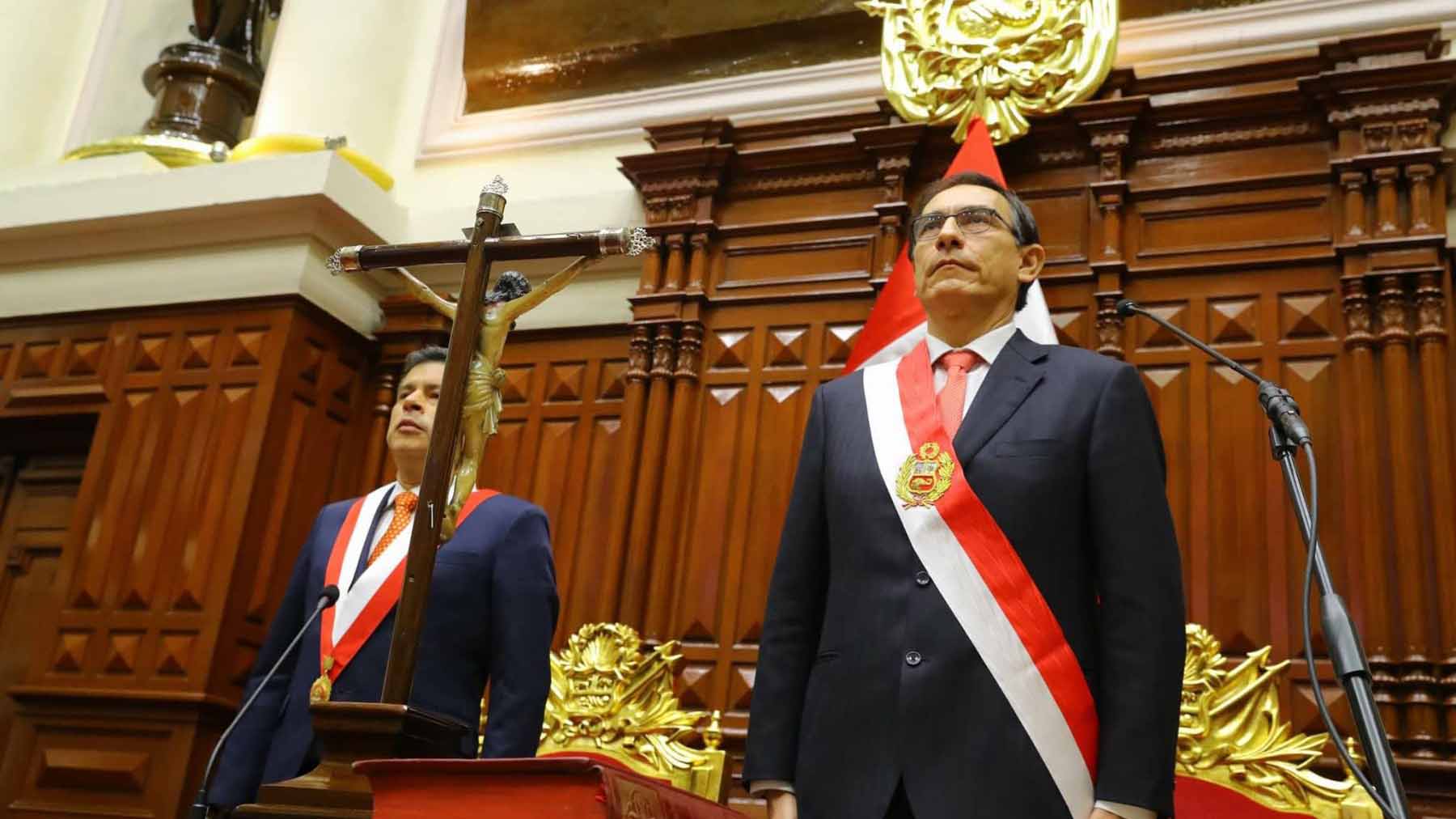 Doble llave - Martín Vizcarra asume la presidencia del Perú